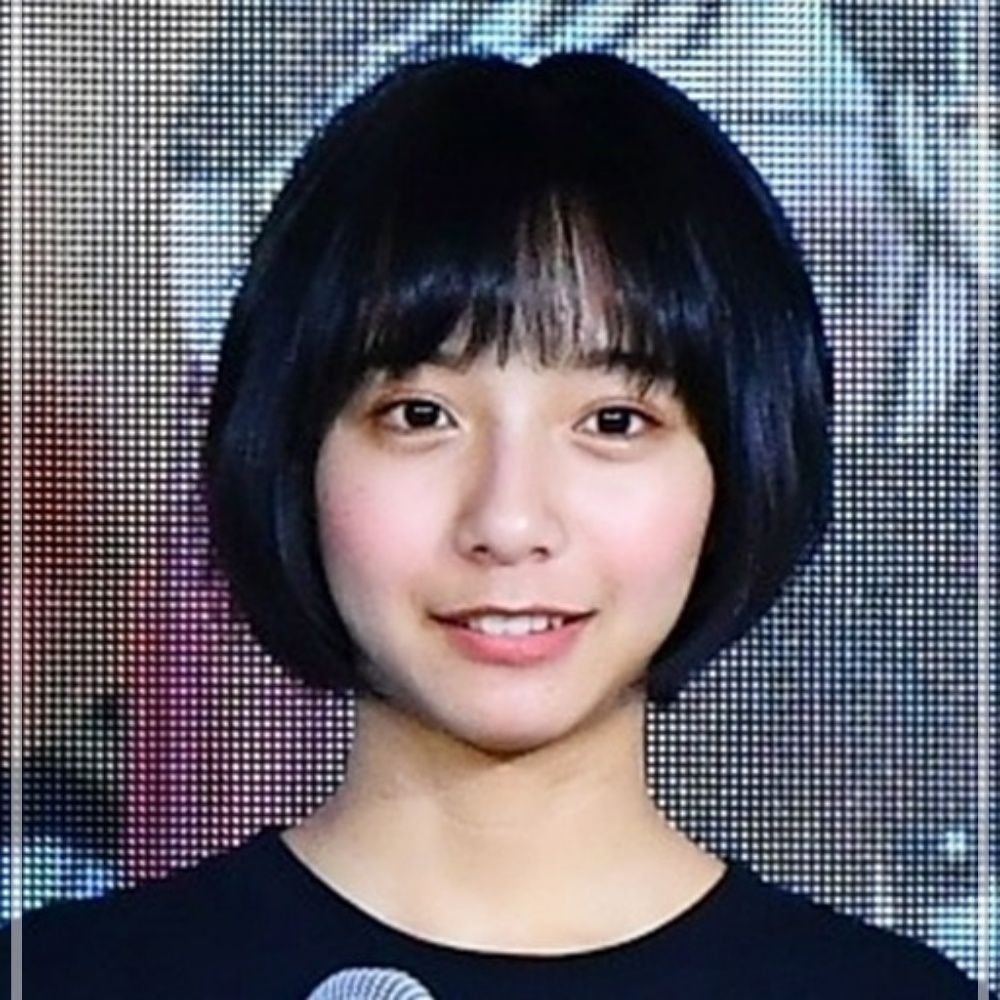 山之内すず 幼少期 母子家庭