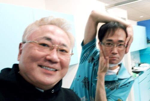 高須克弥　息子　次男・高須久弥　歯科医師　大阪院勤務　きっかけ　両親の勧め